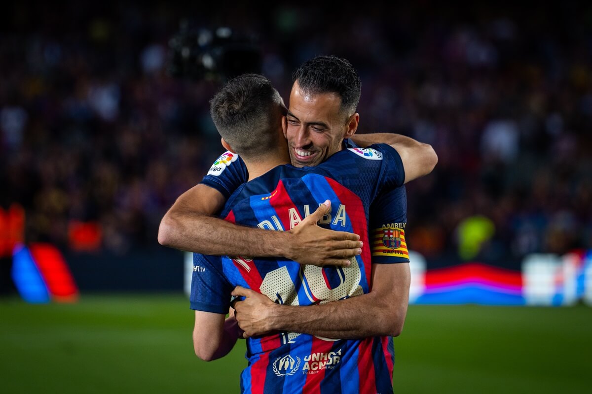 Sergio Busquets và Jordi Alba trong màu áo Barça