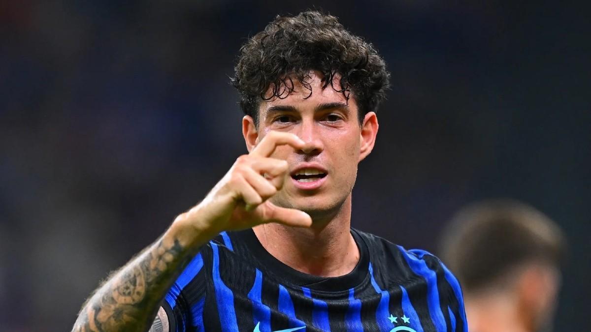 Alessandro Bastoni trong màu áo Inter-Milan