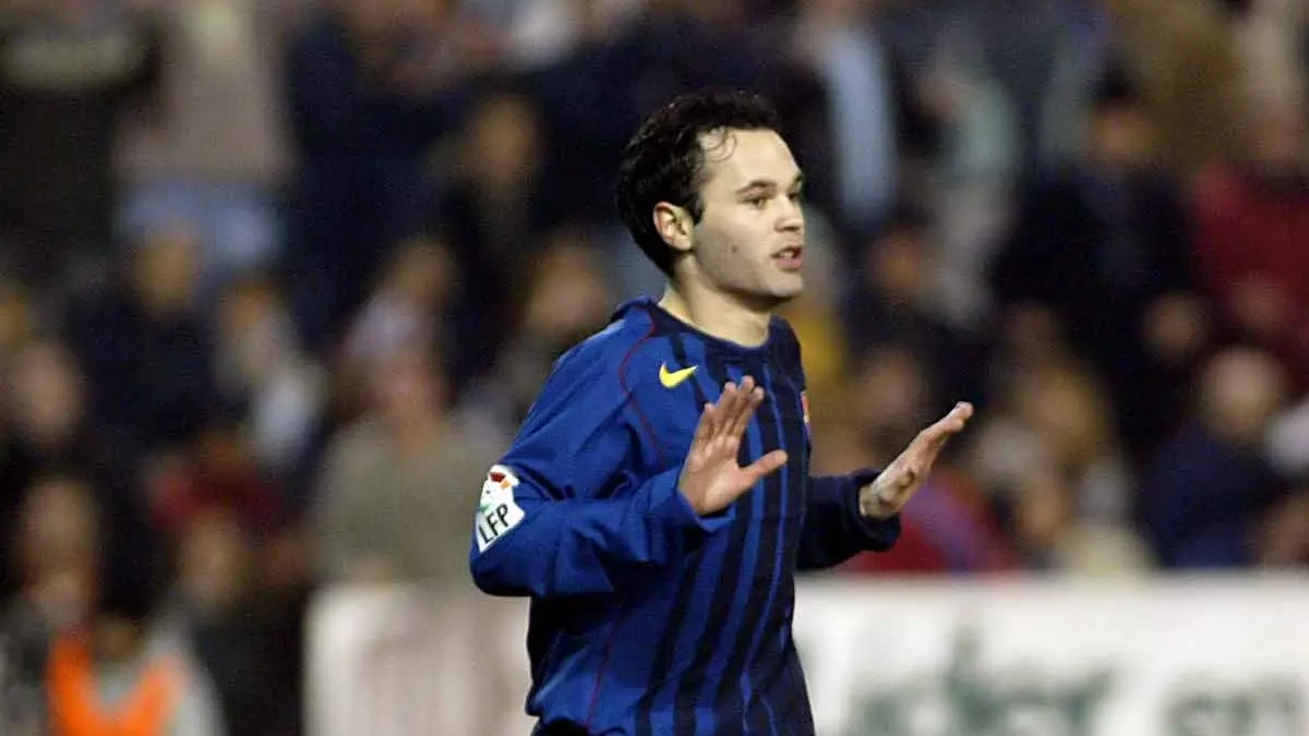 Andres Iniesta không ăn mừng bàn thắng vào lưới Albacete