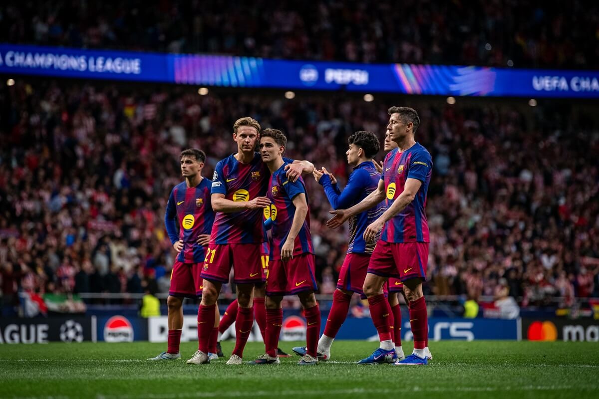  [Tứ kết] Lượt về: Atletico Madrid - Barça (1-2)