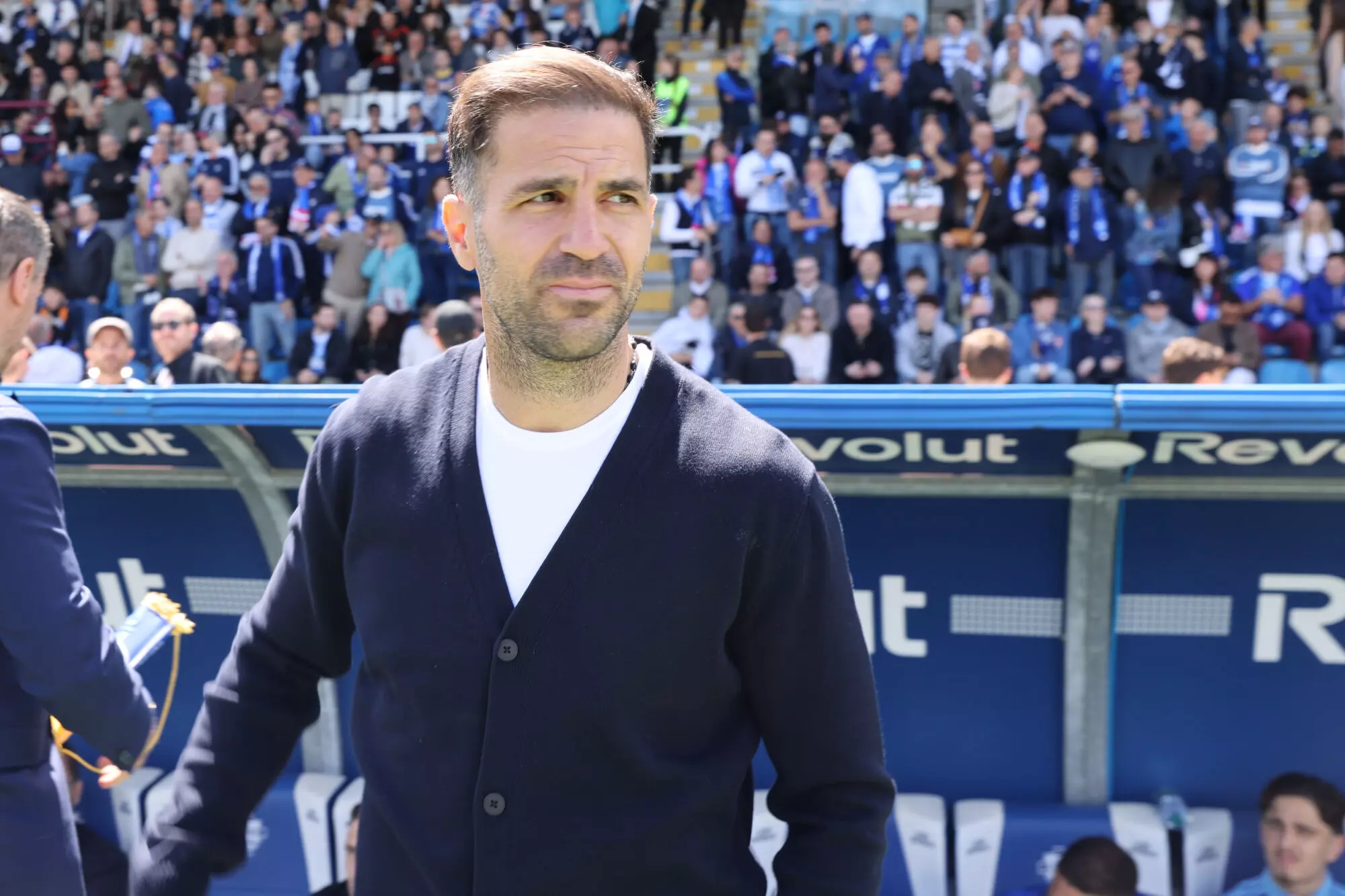 Barça nhắm Cesc Fàbregas để kế nhiệm Hansi Flick