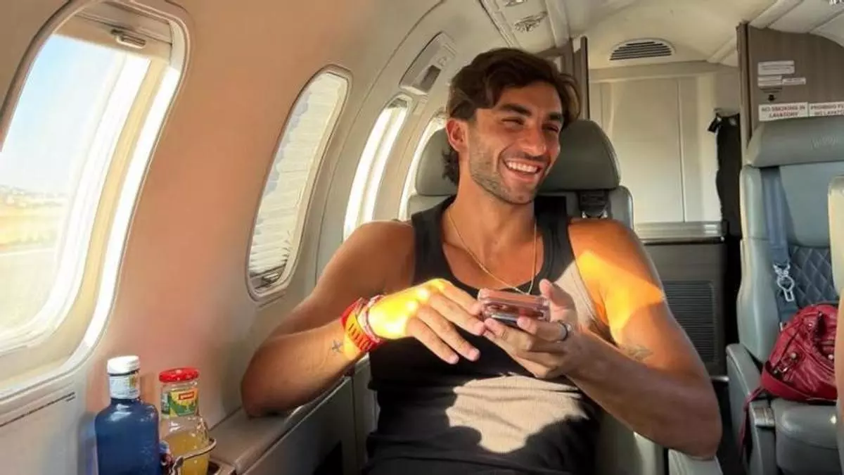 Ferran Torres đi nghỉ dưỡng ở Ibiza