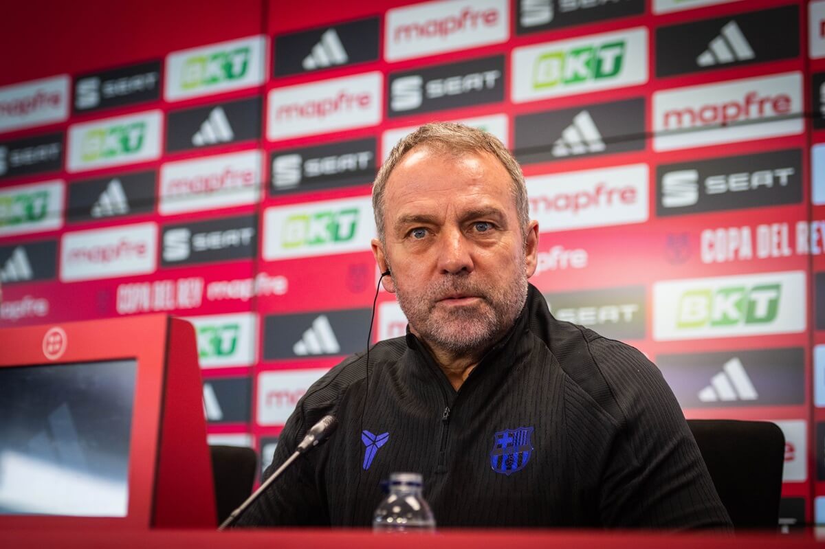 Hansi Flick: "Barça đã sẵn sàng chiến đấu vì tấm vé vào chung kết"