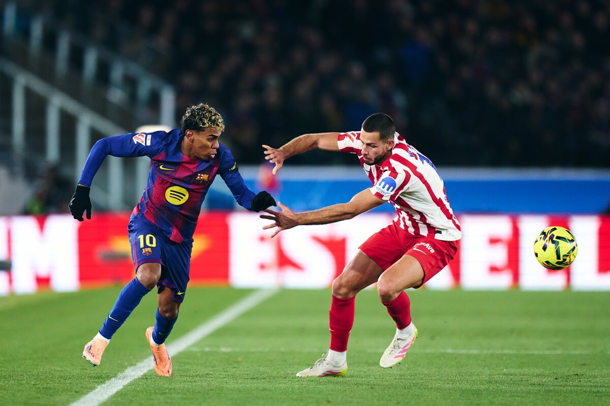 Lamine Yamal đối mặt với Atlético Madrid