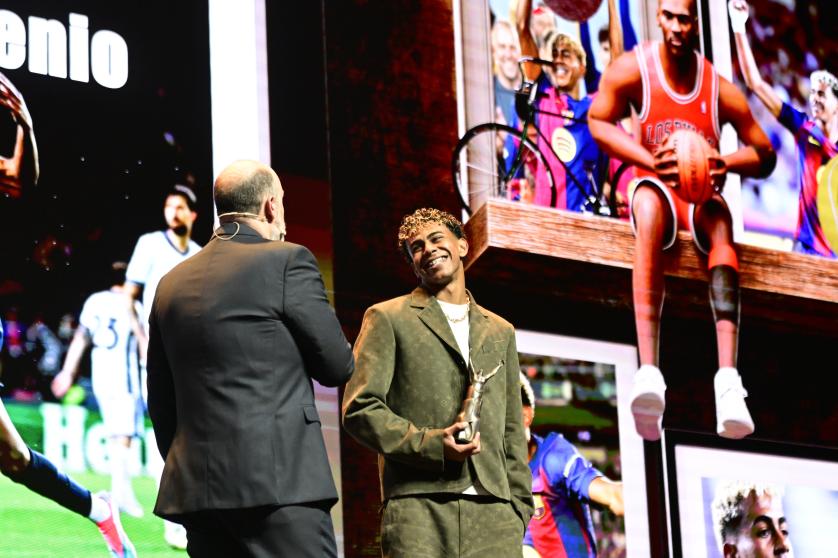 Lamine Yamal trong Gala 120 năm tờ báo Mundo Deportivo