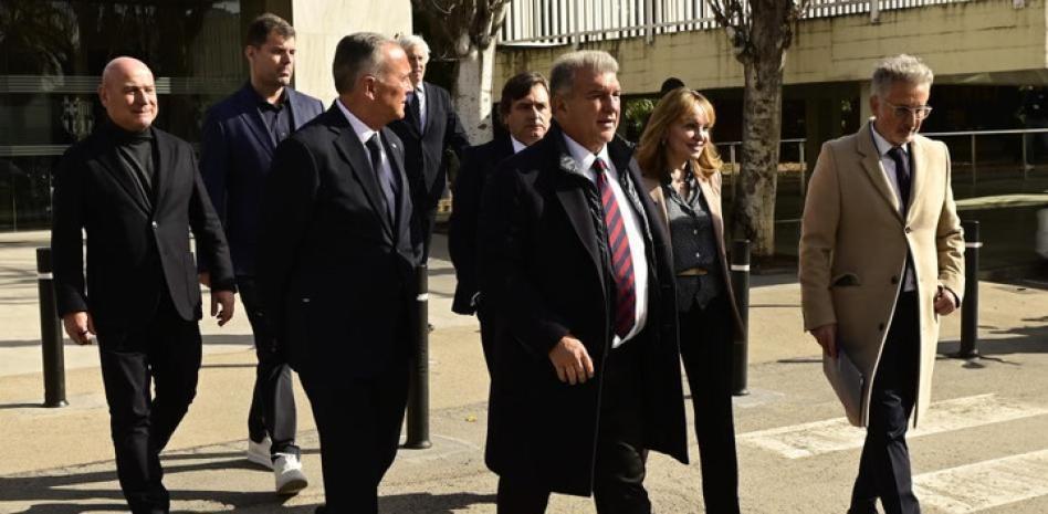 Joan Laporta: "Tôi tự hào vì đã cứu sống Barcelona"