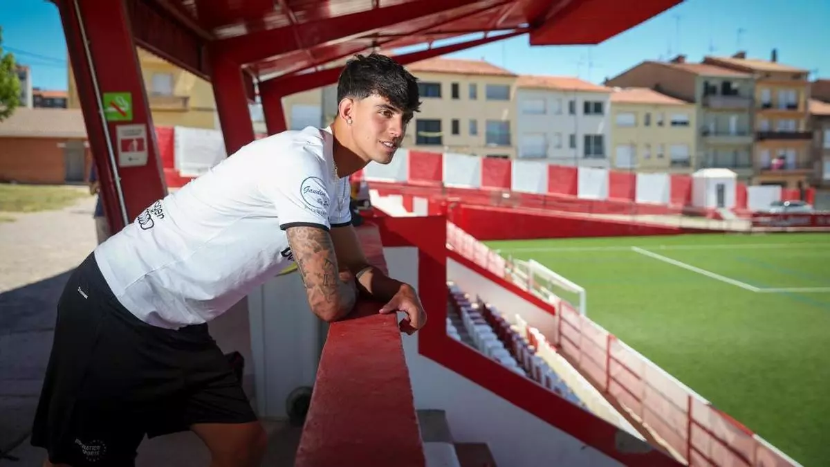 Marc Bernal chính là Rodri của Barça