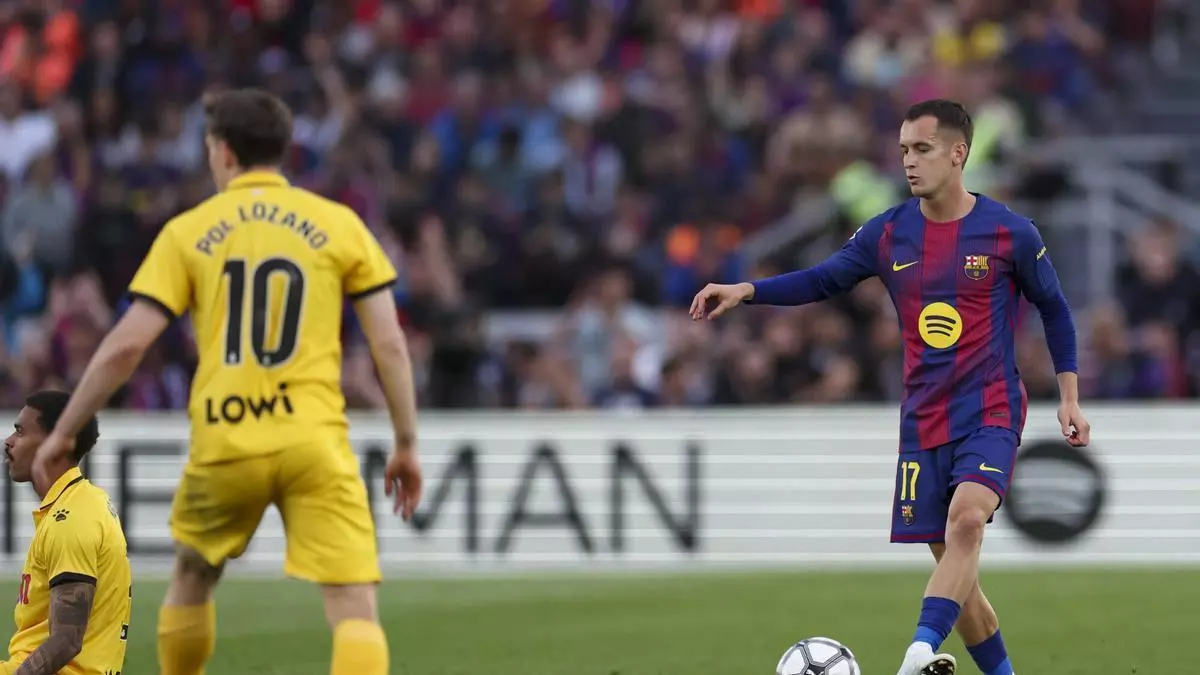 Marc Casadó trong trận đấu với Villarreal