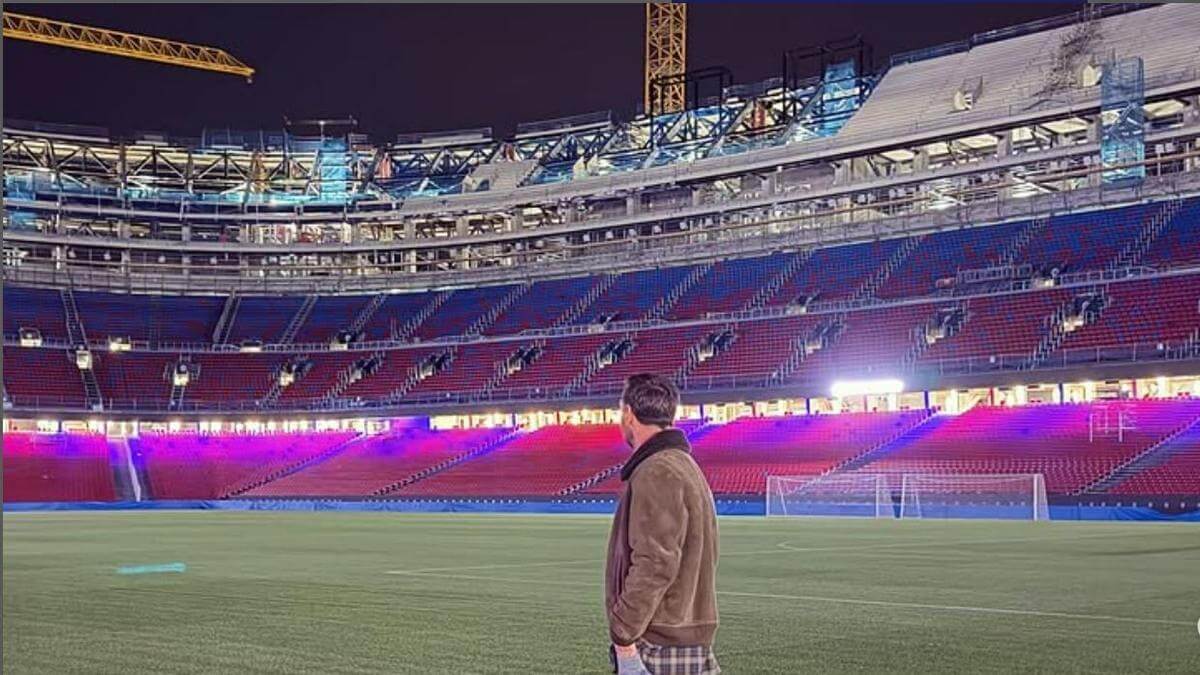 Messi bí mật về thăm sân Camp Nou hồi năm 2025