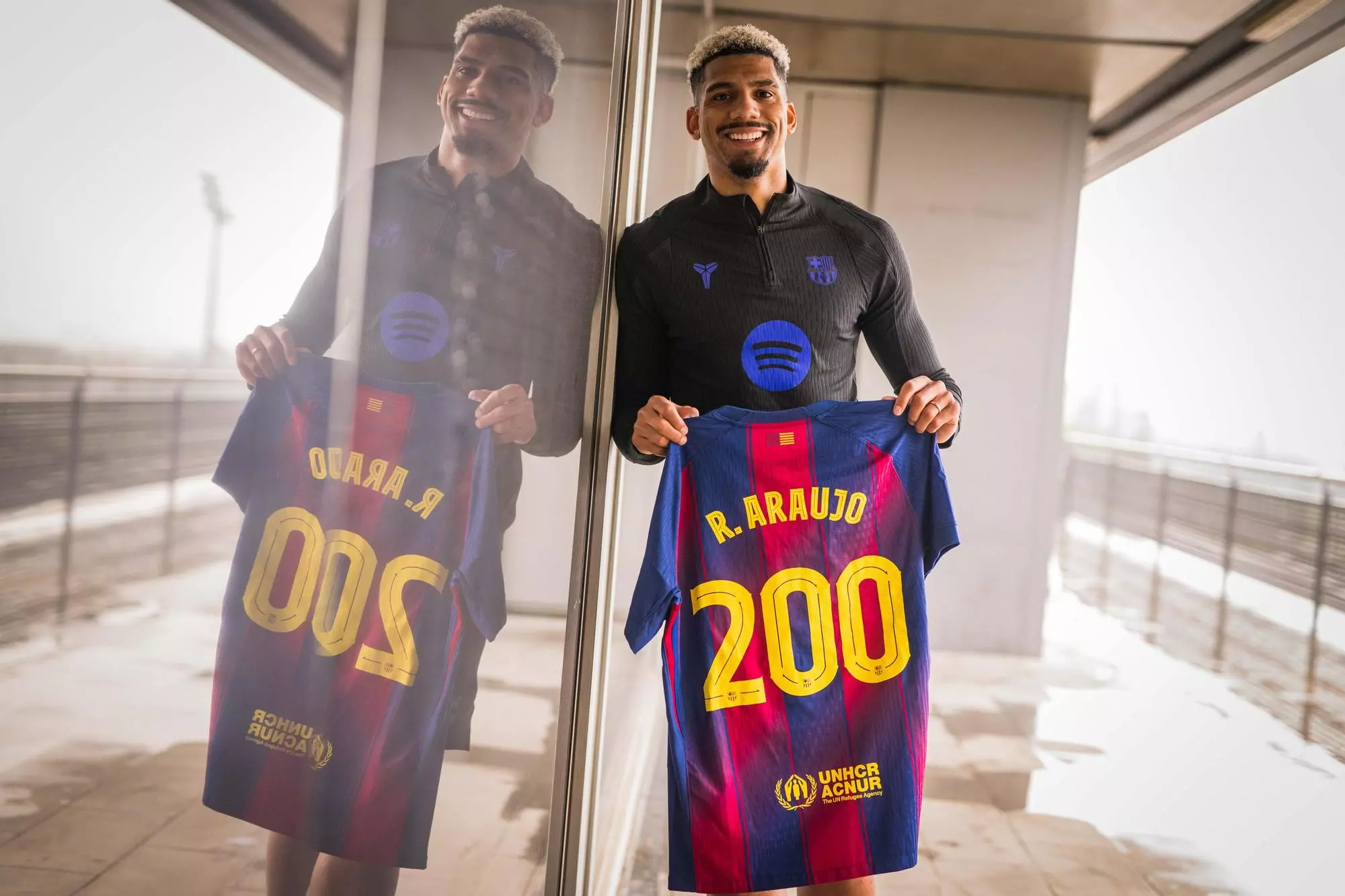 Ronald Araujo: "Chạm mốc 200 trận cùng Barça là giấc mơ"