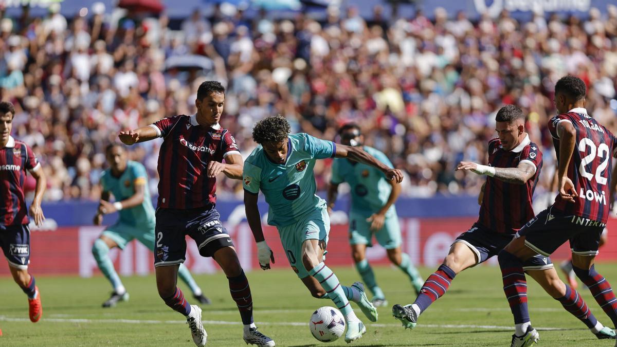 Barcelona và căn bệnh chủ quan: Khi sức mạnh hủy diệt đi kèm sự lơ là nguy hiểm