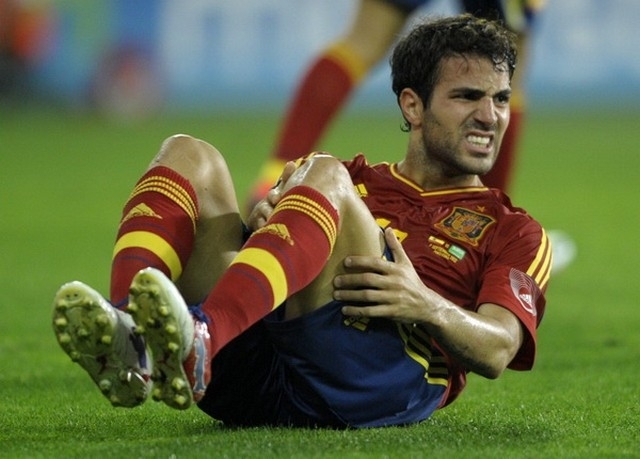 Fabregas vẫn chưa trở lại là chính mình