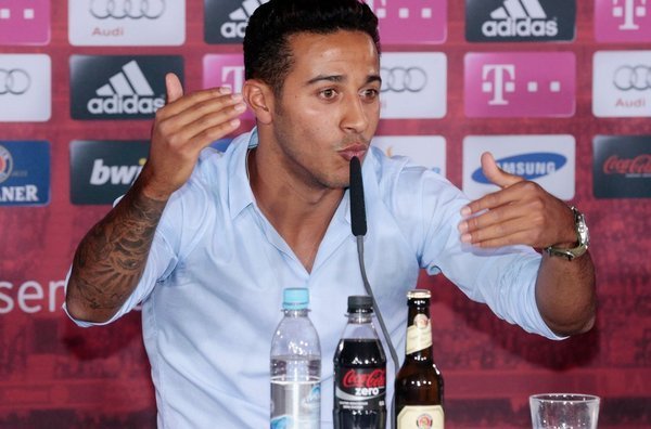 Thiago: "Tôi sẽ không bao giờ đóng cánh cửa trở về Barça"